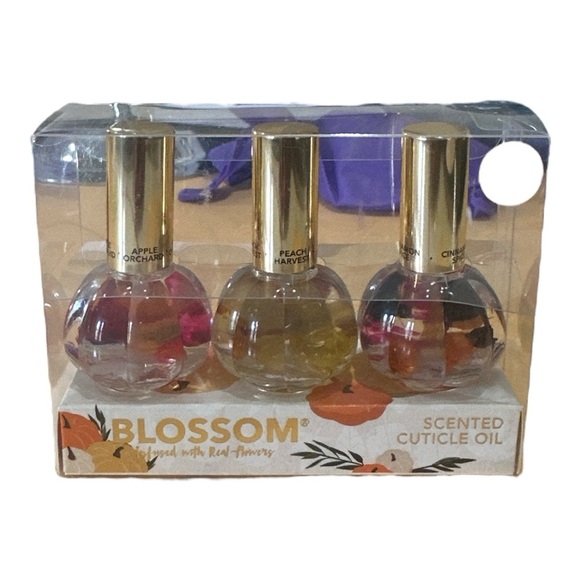Blossom Scented Cuticle Oil Trio – Apple Orchard, Peach Harvest, Cinnamon Spice - Picture 1 of 4
